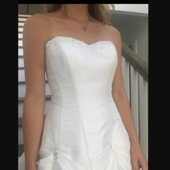 NWT David's Bridal T9017 - Picture 4 of 7